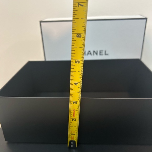 Chanel gift box with bow - Picture 6 of 6